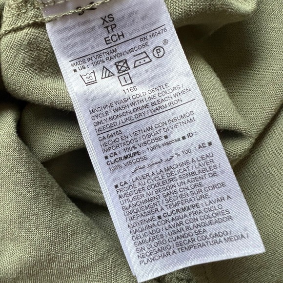 Old Navy Cami Rayon Button Top XS Sage Green Tank Women’s Blouse Extra Small - Picture 6 of 10